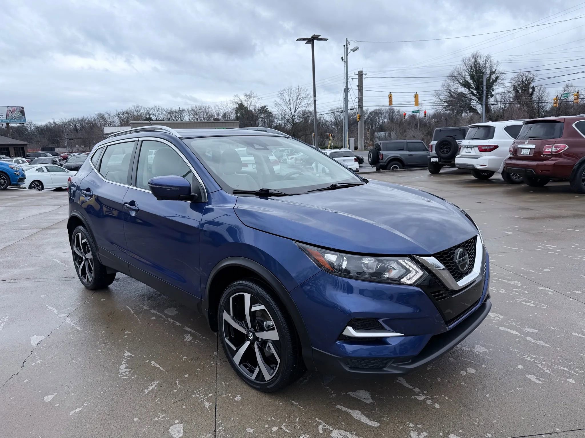 Used 2022 Nissan Rogue Sport SL image 8