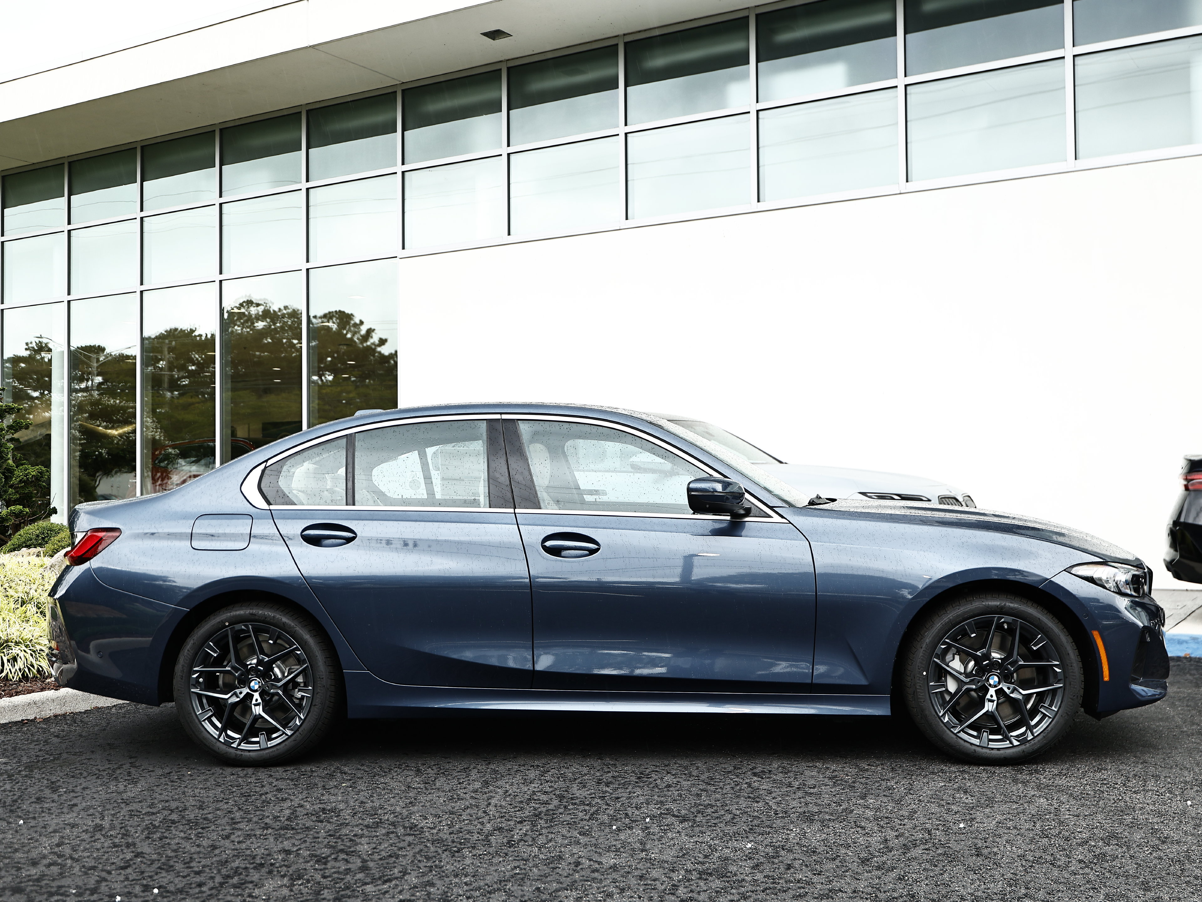 New 2026 BMW 330i Sedan w/ Premium Package RWD image 4