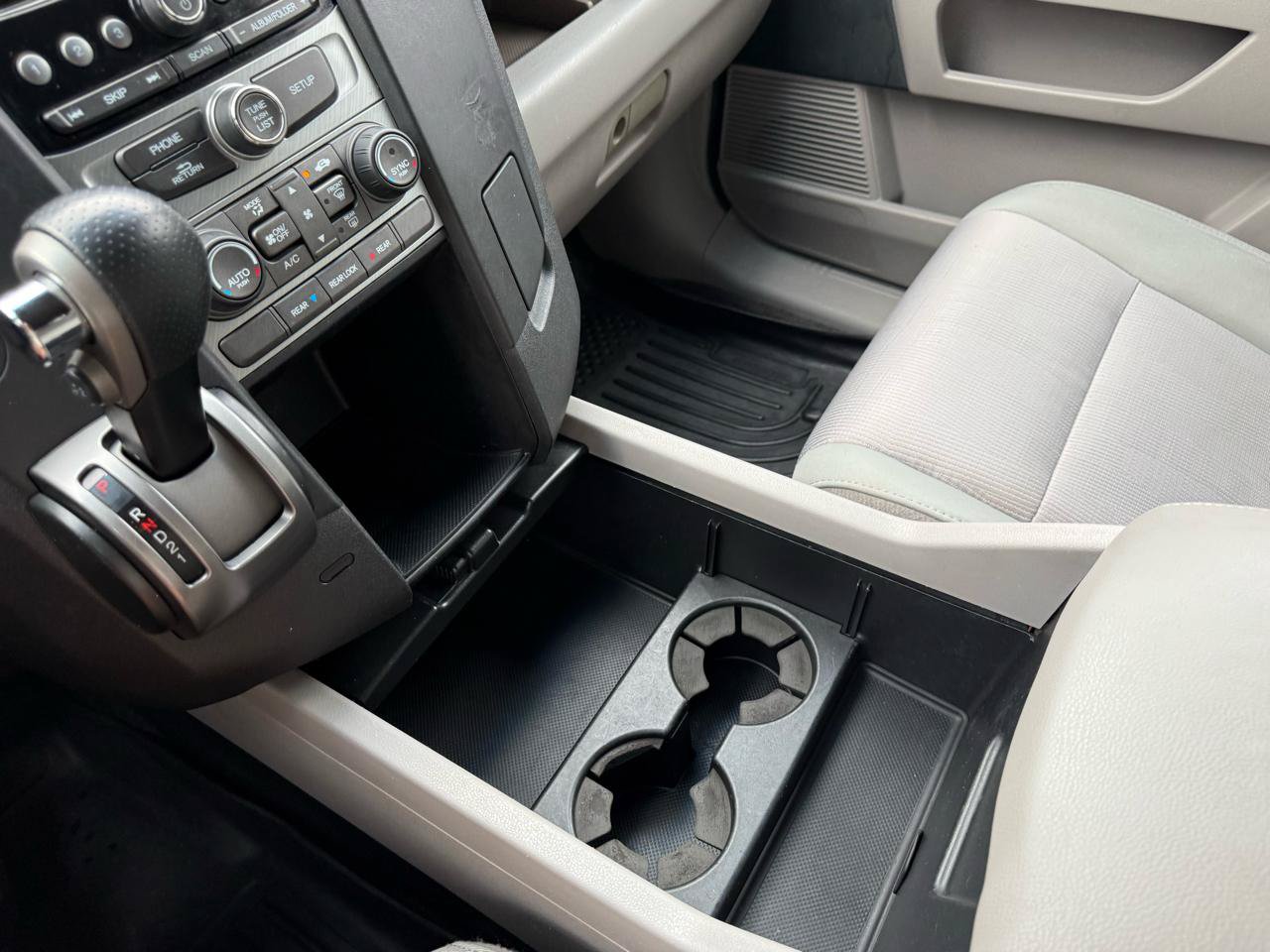Used 2012 Honda Pilot EX image 12