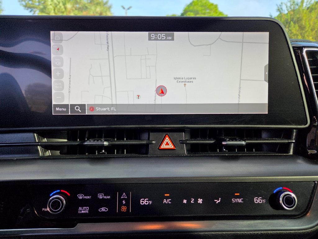 Used 2024 Kia Sportage EX FWD image 29