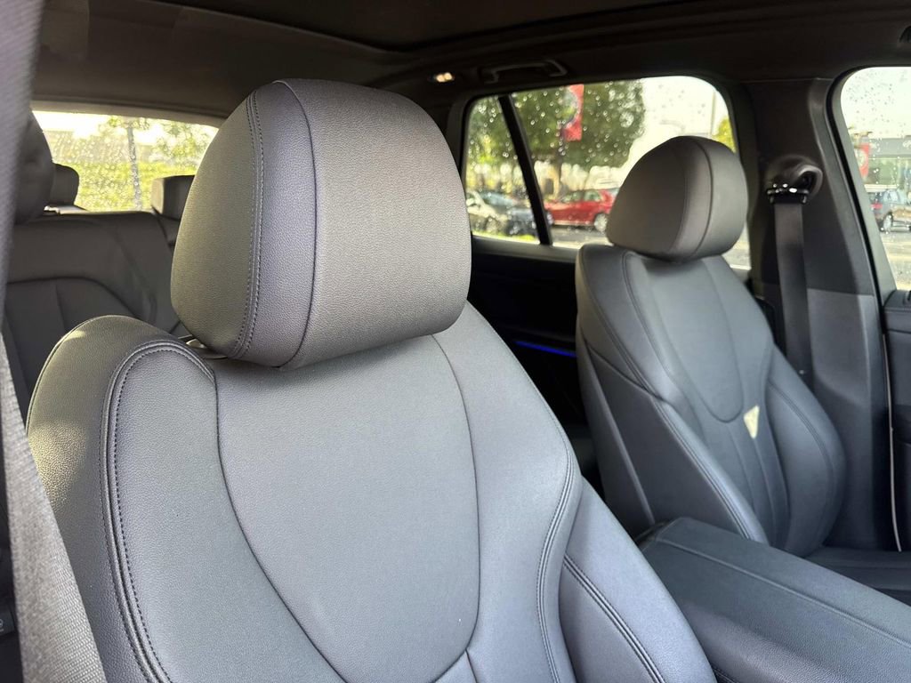 Used 2019 BMW X5 xDrive40i w/ Convenience Package image 27