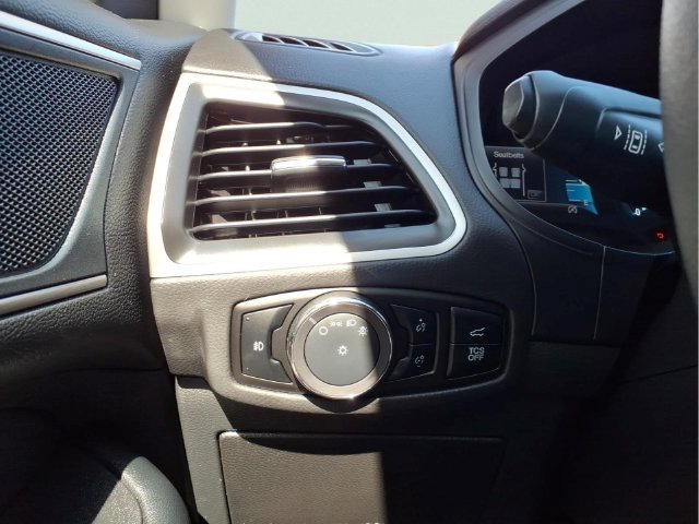 Certified 2024 Ford Edge SEL w/ Convenience Package AWD/4WD image 13