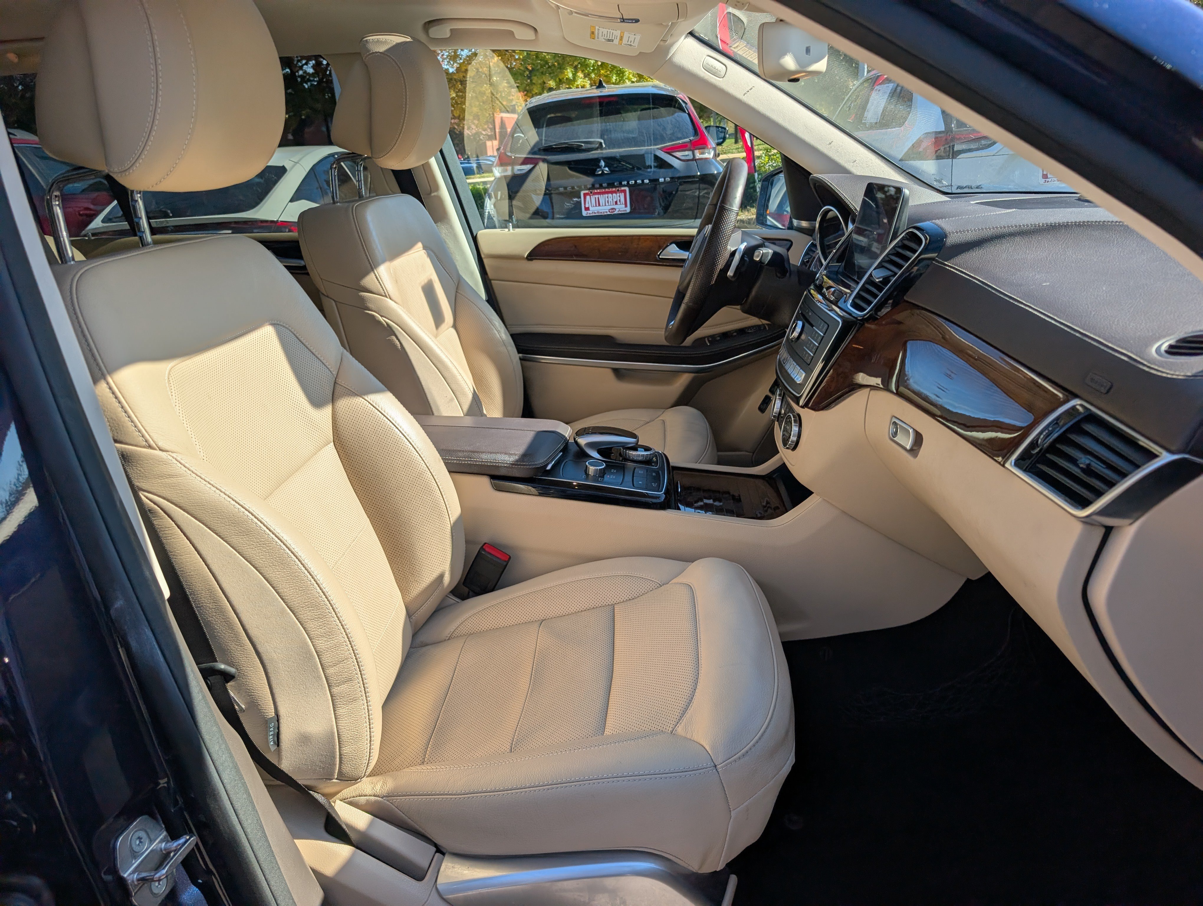 Used 2019 Mercedes-Benz GLS 550 4MATIC image 12
