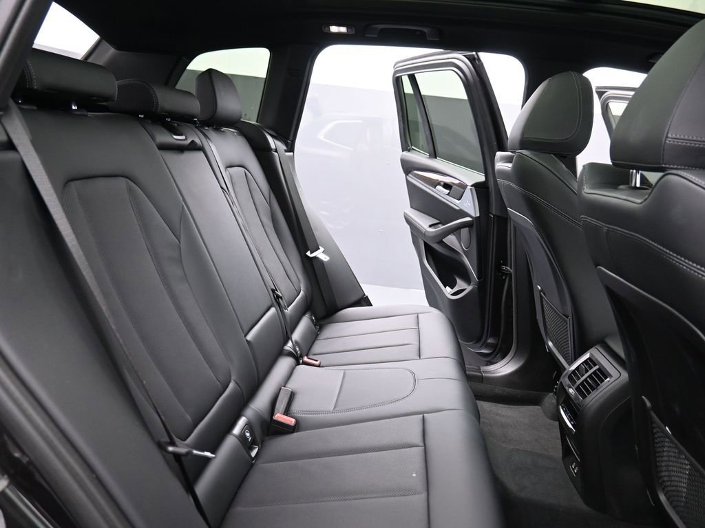 Used 2023 BMW X3 xDrive30i w/ Convenience Package image 18