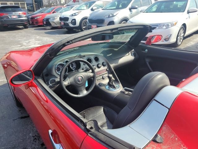 Used 2006 Pontiac Solstice Convertible w/ Premium Package image 16