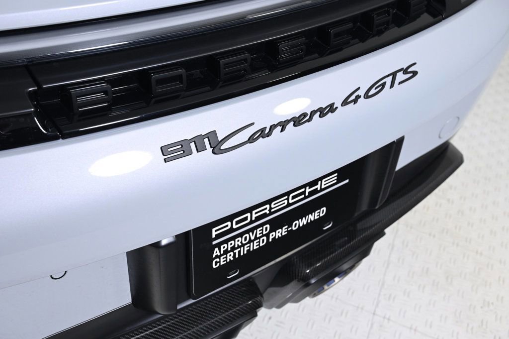 Used 2026 Porsche 911 Carrera 4 GTS AWD/4WD image 32