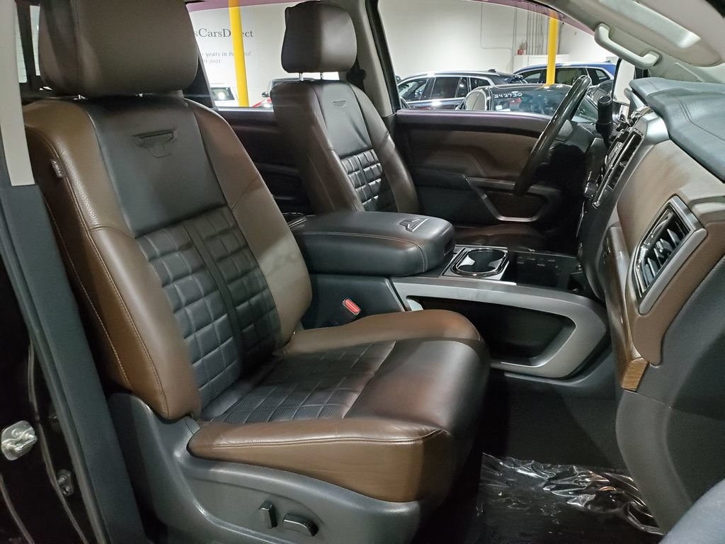 Used 2017 Nissan Titan Platinum Reserve RWD image 13