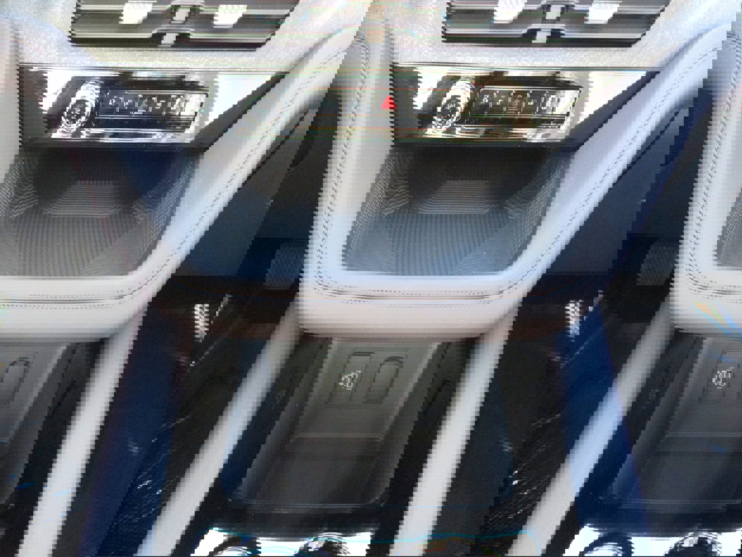 New 2026 Ford Explorer Platinum w/ LUX Leather Package image 25