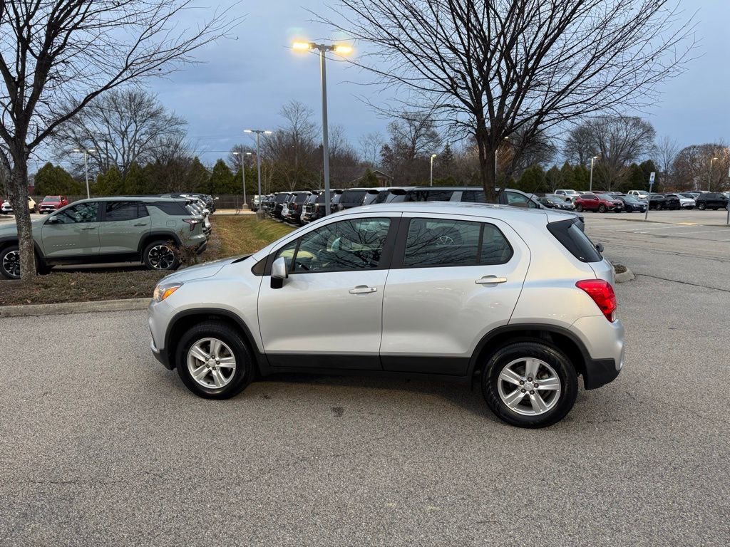Used 2019 Chevrolet Trax LS image 8