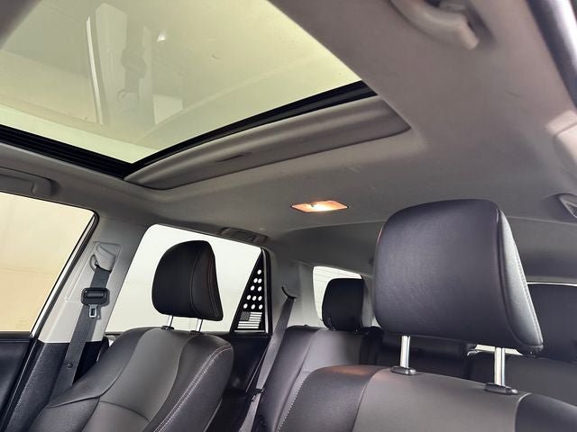 Used 2019 Toyota 4Runner SR5 Premium AWD/4WD image 13