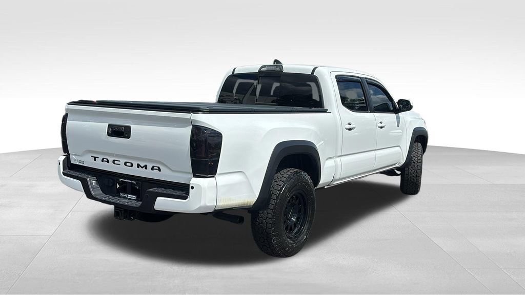 Used 2019 Toyota Tacoma TRD Off-Road w/ Technology Package AWD/4WD image 7