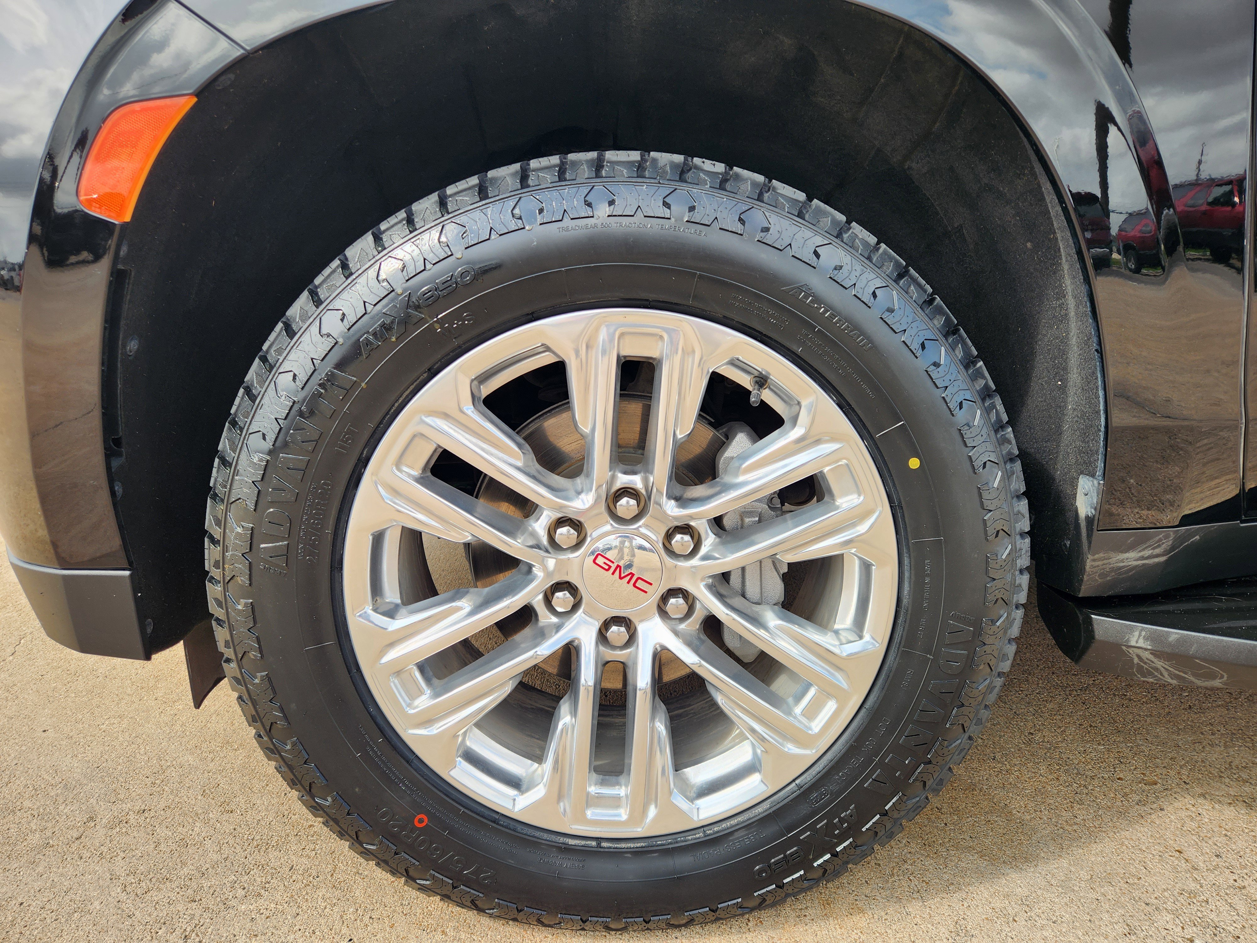 Certified 2024 GMC Yukon SLT image 11