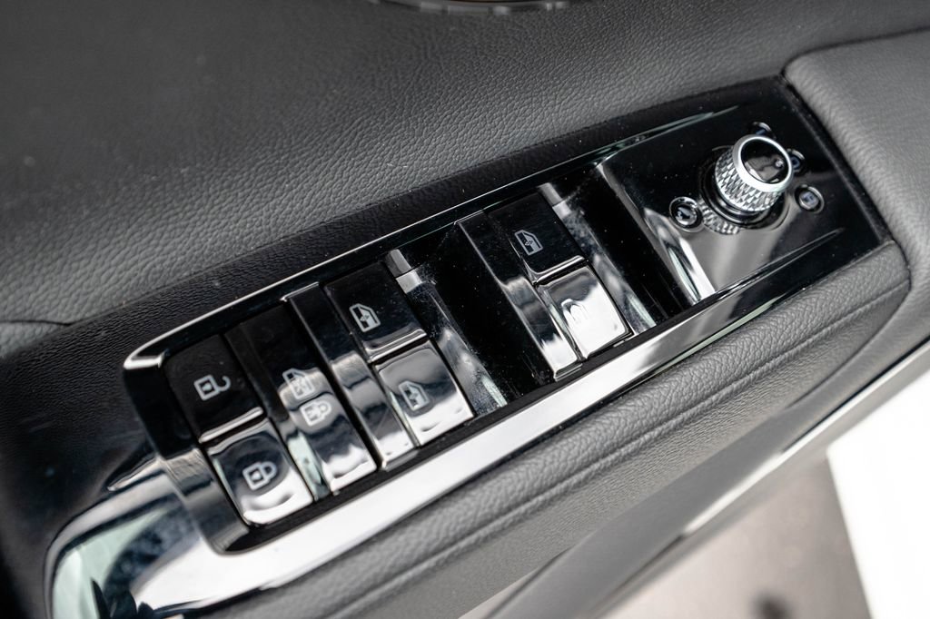 Used 2024 Maserati Grecale GT image 19