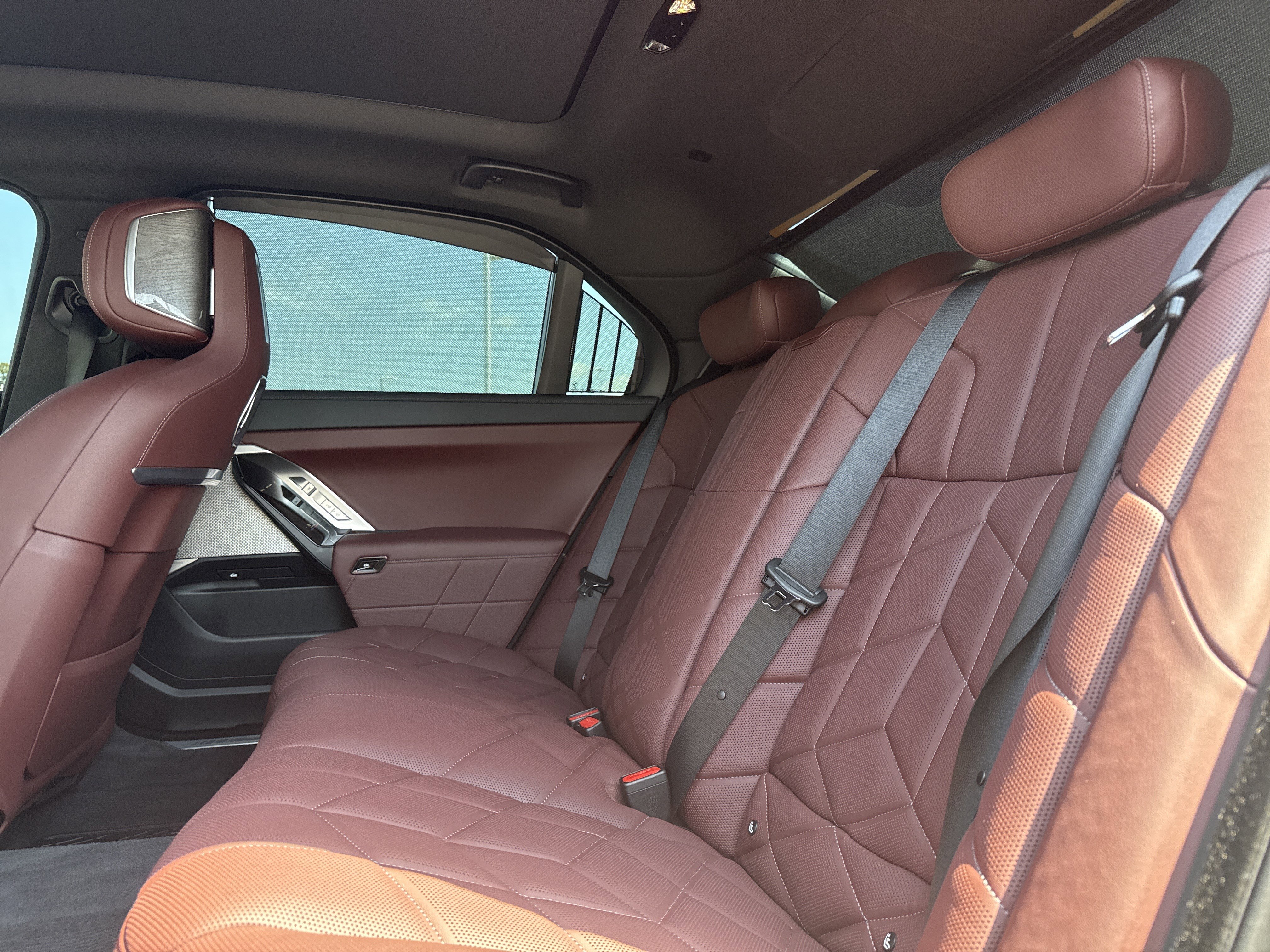 Used 2023 BMW 740i RWD image 30