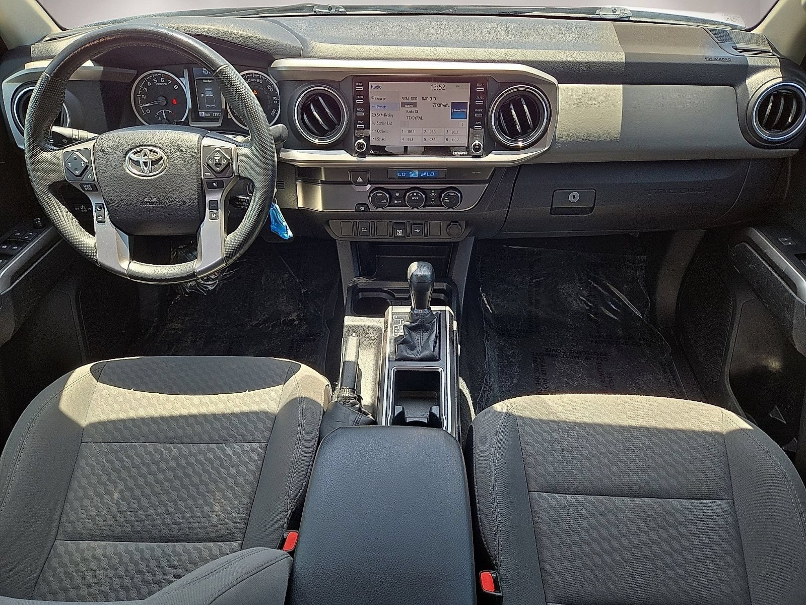 Used 2021 Toyota Tacoma SR5 RWD image 15
