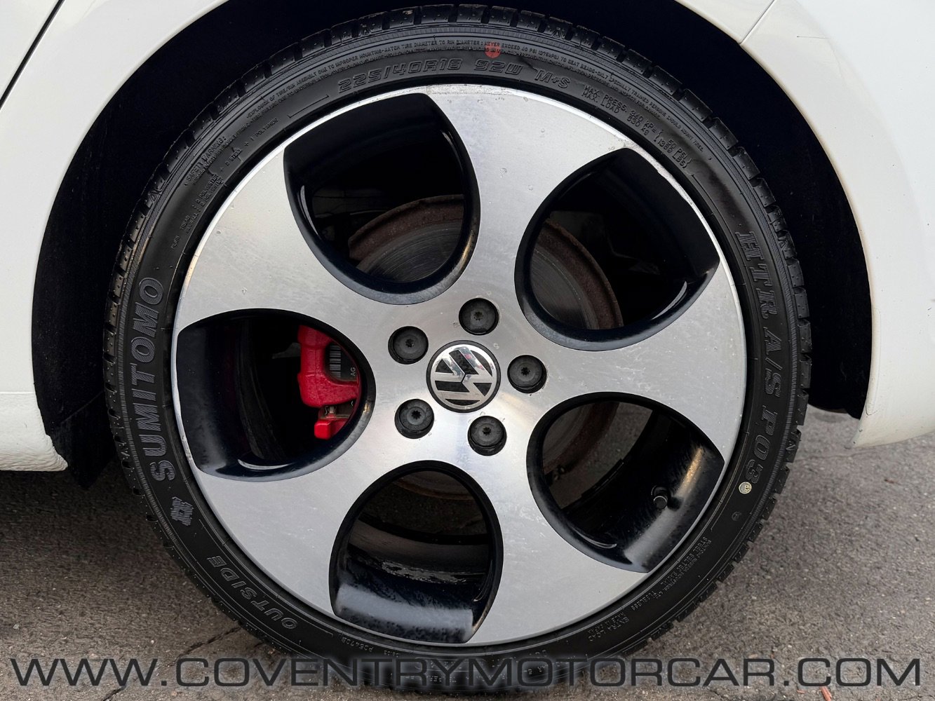 Used 2012 Volkswagen Golf 4-Door image 8