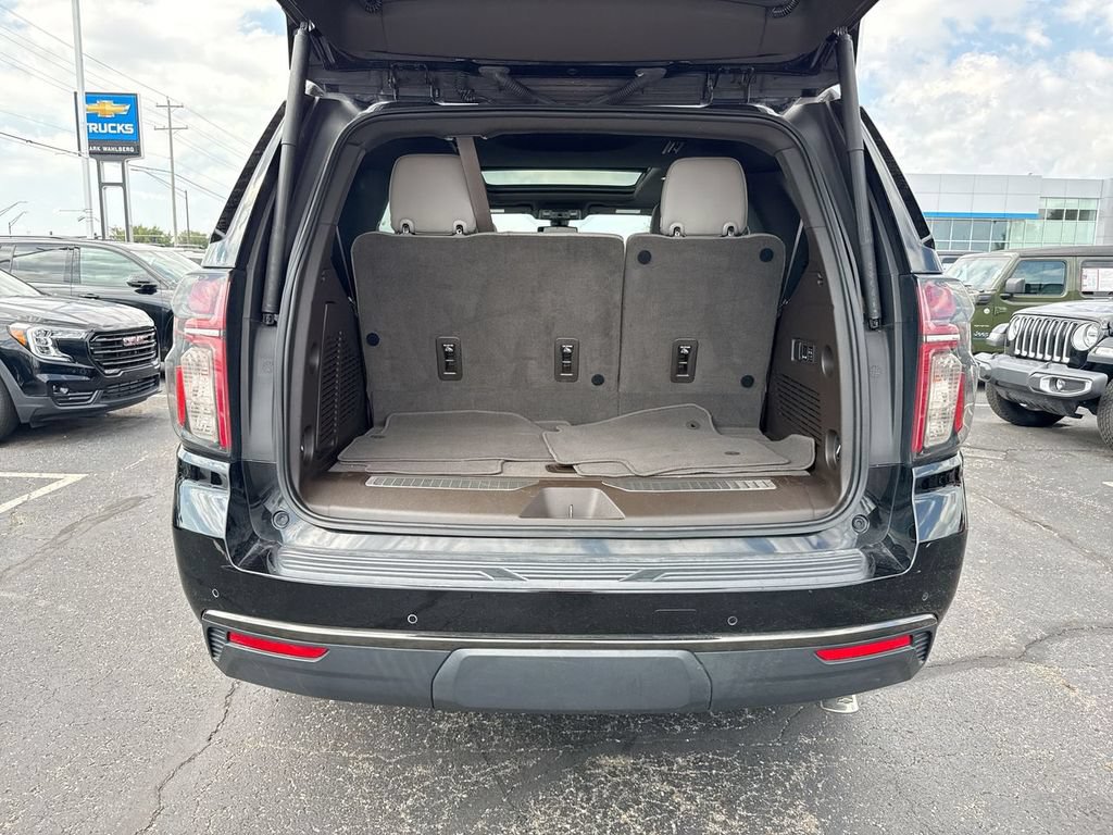 Used 2021 Chevrolet Tahoe Z71 w/ Z71 Signature Package AWD/4WD image 25