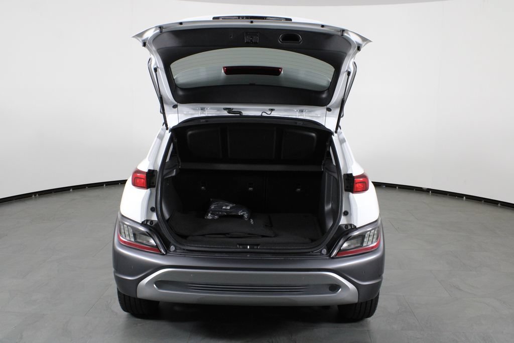 Certified 2023 Hyundai Kona Limited AWD/4WD image 17