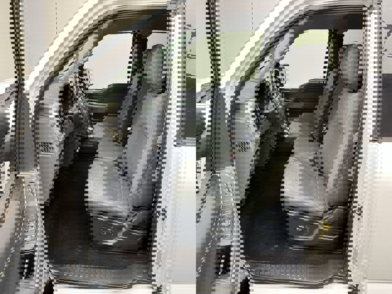 Used 2021 Ford F150 XLT w/ Equipment Group 301A Mid AWD/4WD image 3