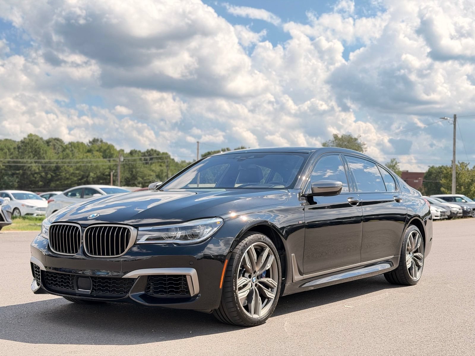Used 2018 BMW M760i xDrive AWD/4WD image 14