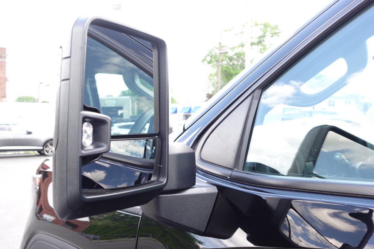 Used 2023 GMC Sierra 1500 Pro w/ Pro Value Package AWD/4WD image 12