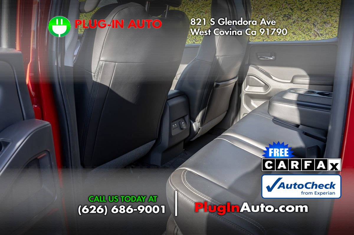 Used 2024 Nissan Frontier SL image 11