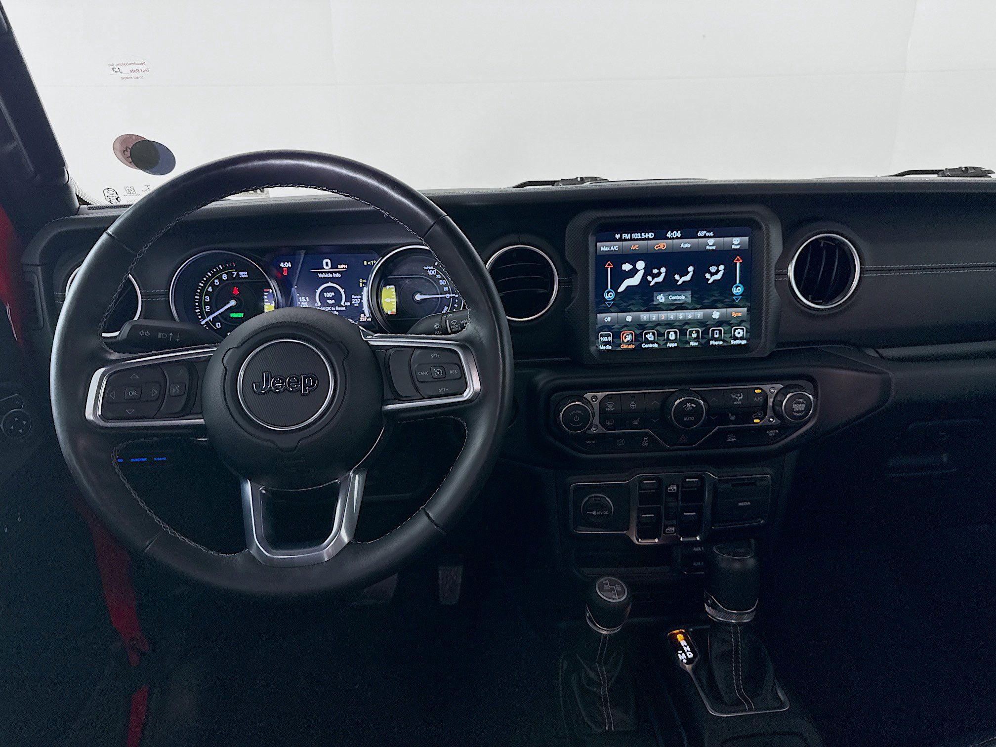 Used 2022 Jeep Wrangler Unlimited Sahara w/ Cold Weather Group image 26