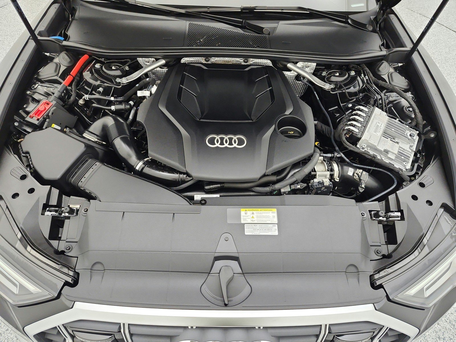 Used 2025 Audi A6 Premium Plus w/ Driver Assistance Package AWD/4WD image 17