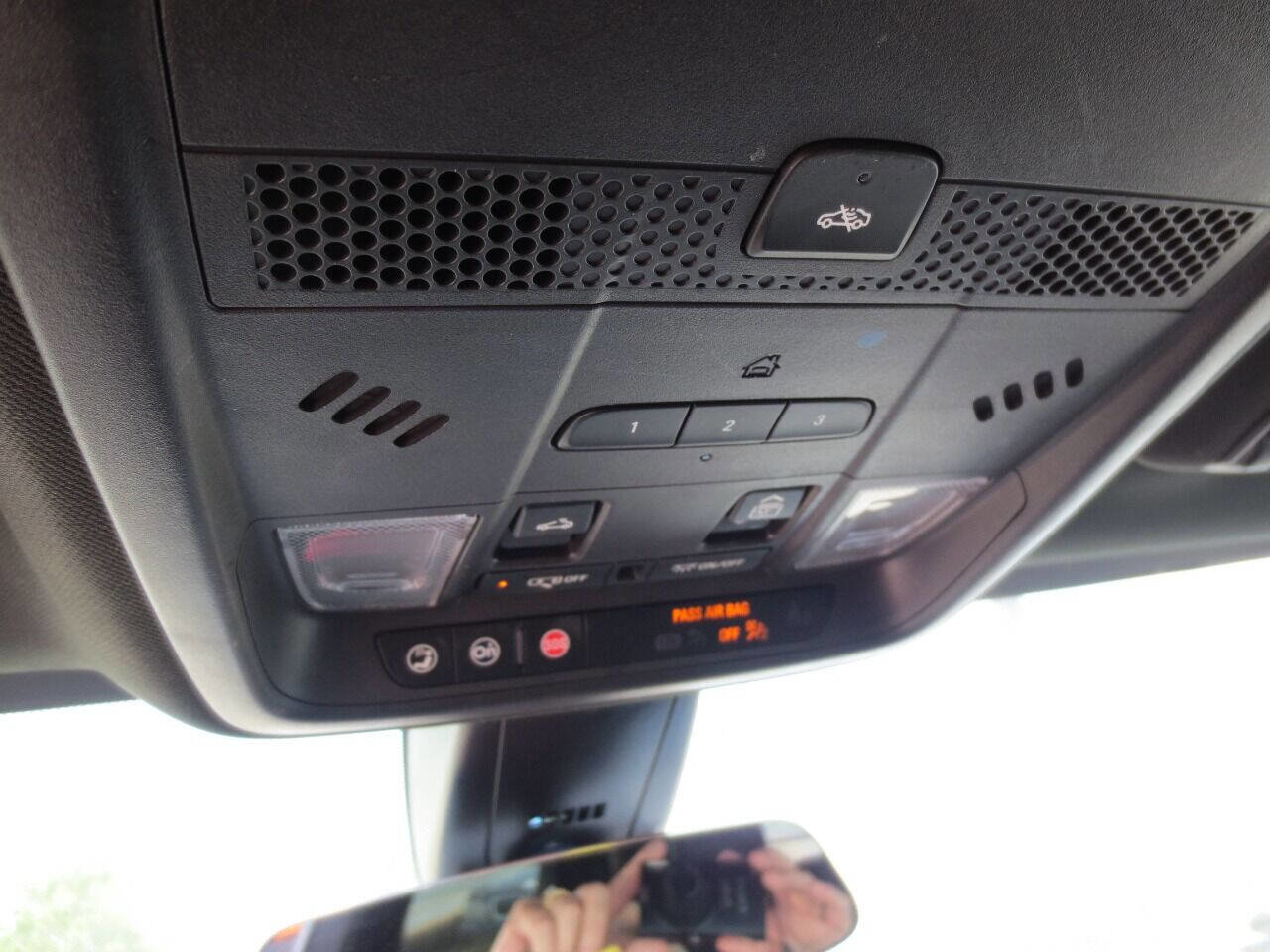 Used 2020 Cadillac XT5 Premium Luxury image 10