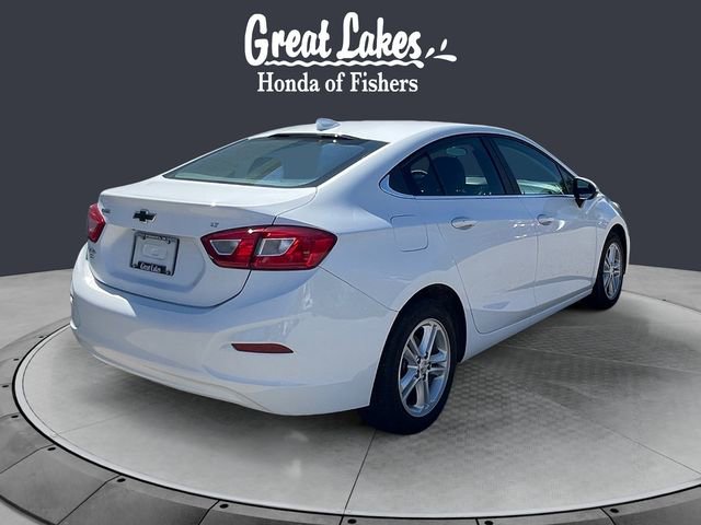 Used 2018 Chevrolet Cruze LT w/ Convenience Package FWD image 5
