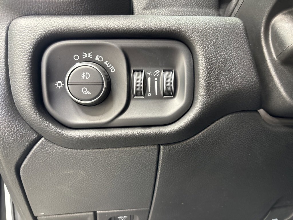 Used 2024 RAM 2500 Laramie image 31