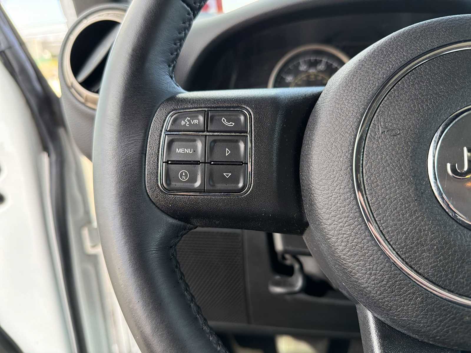 Used 2017 Jeep Wrangler 75th Anniversary image 24