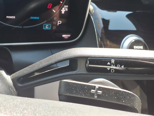 Used 2025 Mercedes-Benz GLC 300 4MATIC image 15