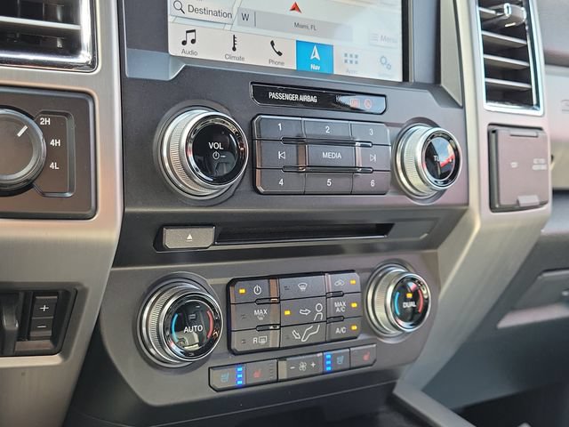 Used 2018 Ford F250 Platinum w/ Platinum Ultimate Package AWD/4WD image 35