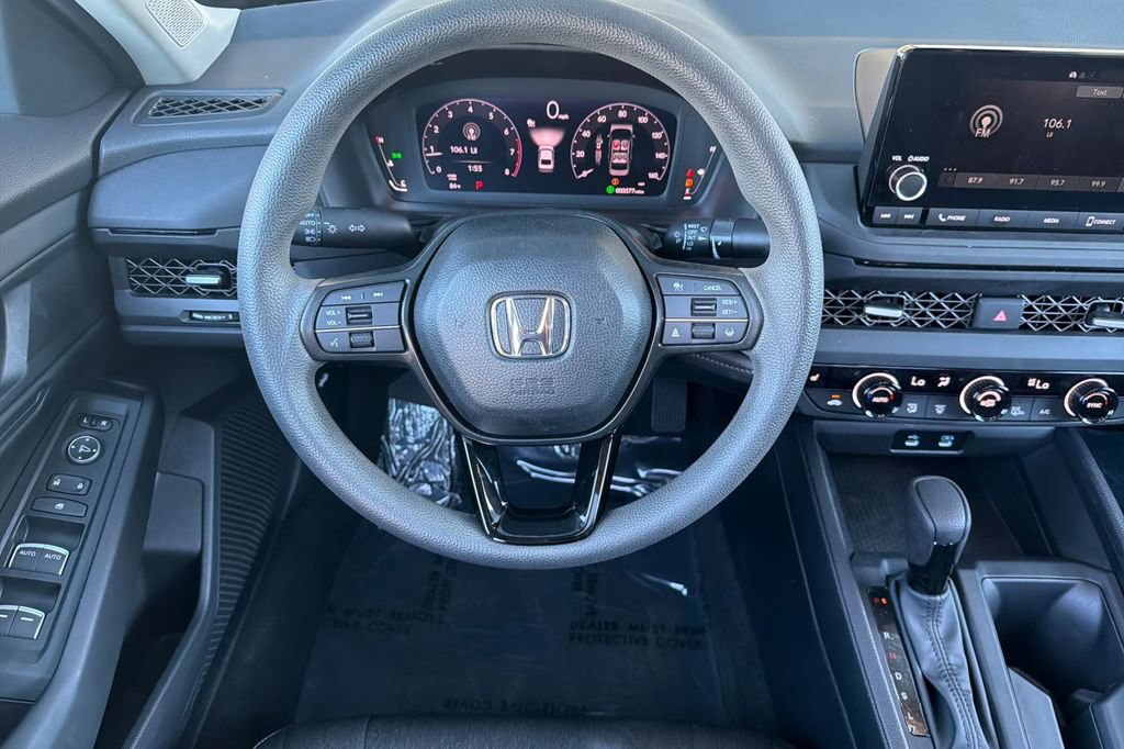 Certified 2025 Honda Accord SE image 14