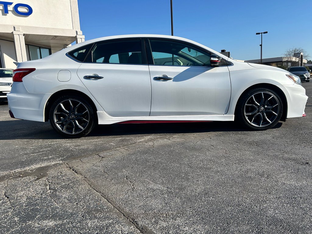 Used 2019 Nissan Sentra NISMO image 12