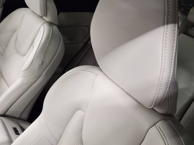 New 2026 Volvo XC60 T8 Ultra w/ Protection Package Premier AWD/4WD image 15