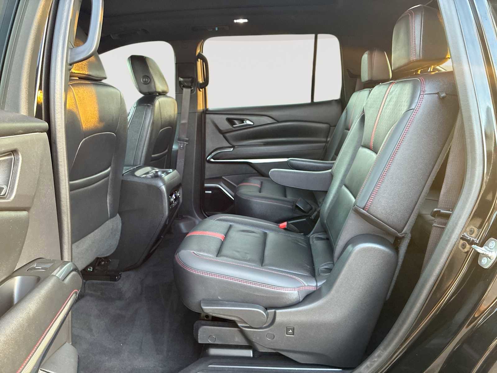 Certified 2024 Chevrolet Traverse RS w/ LPO, Floor Liner Package image 26