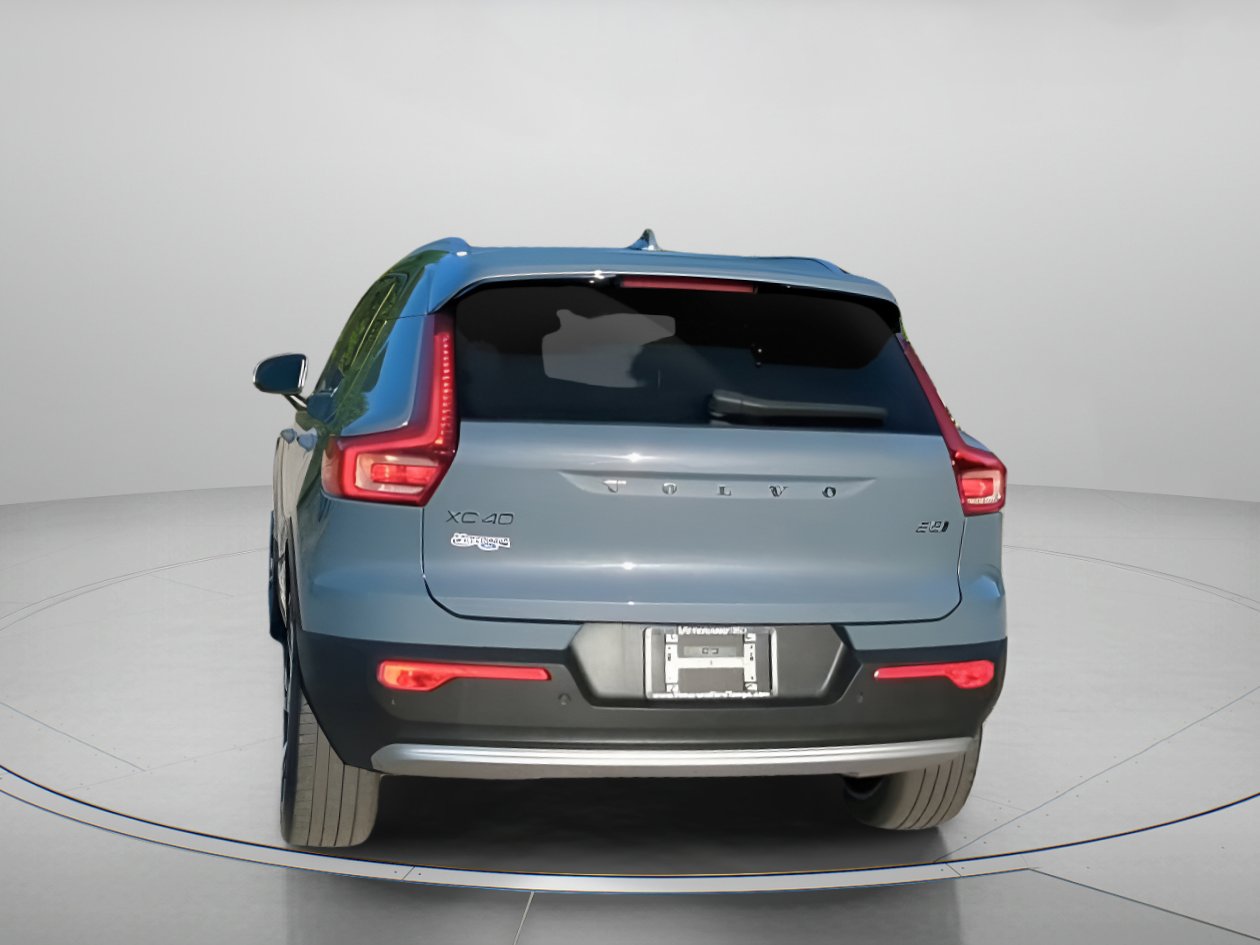 Used 2023 Volvo XC40 B5 Plus w/ Protection Package Premier AWD/4WD image 23