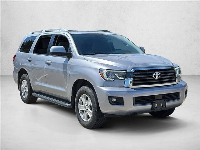 Used 2018 Toyota Sequoia SR5 RWD image 3