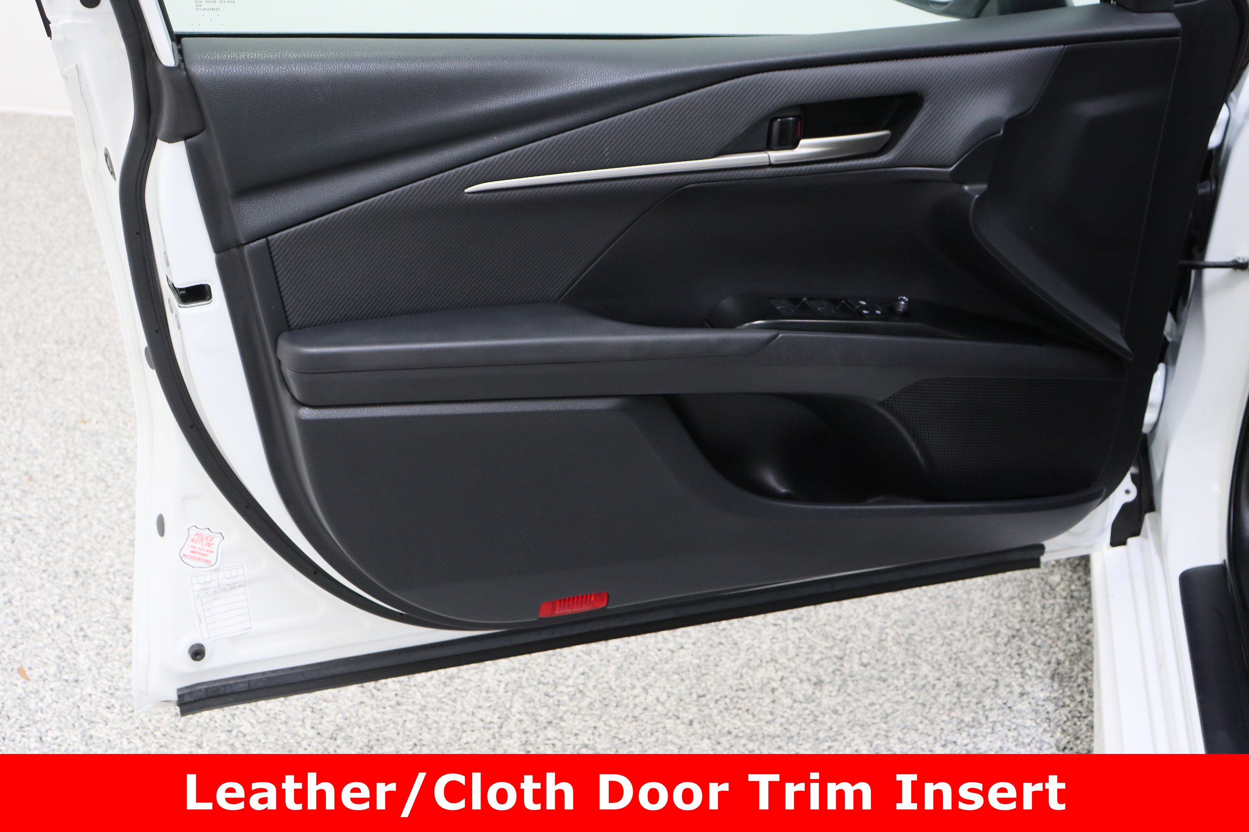 Certified 2025 Toyota Camry SE image 12