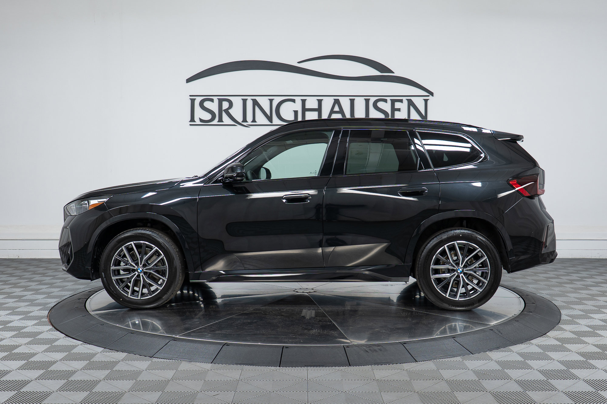 New 2026 BMW X1 xDrive28i w/ Technology Package AWD/4WD image 8