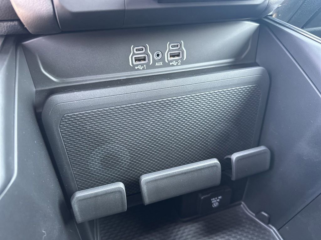 New 2026 RAM 1500 4x4 Crew Cab image 18