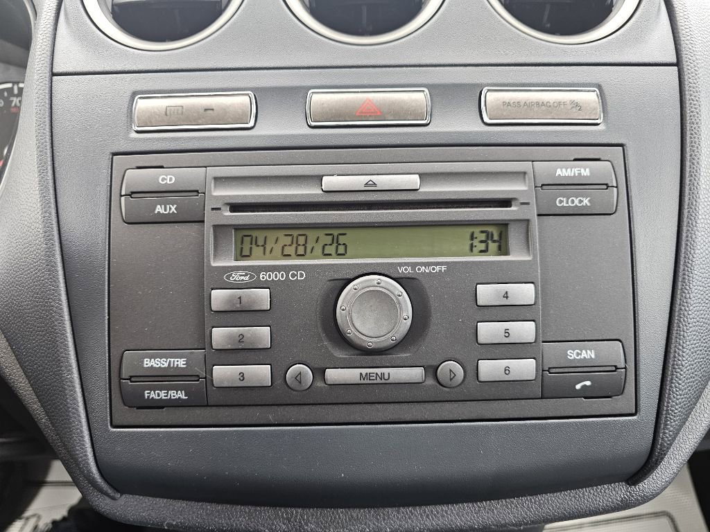 Used 2010 Ford Transit Connect XLT FWD image 16
