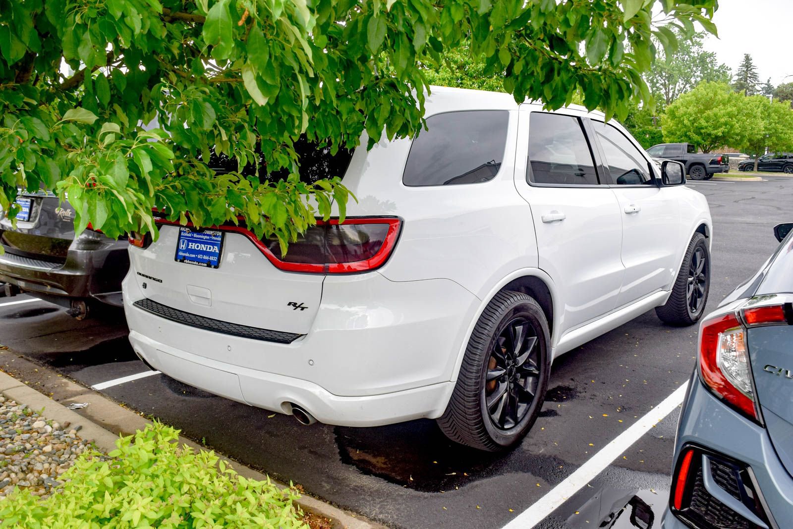Used 2018 Dodge Durango R/T w/ Blacktop Package AWD/4WD image 4