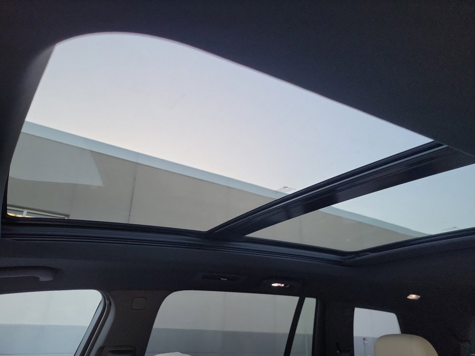 New 2025 Cadillac XT6 Sport w/ Technology Package image 21