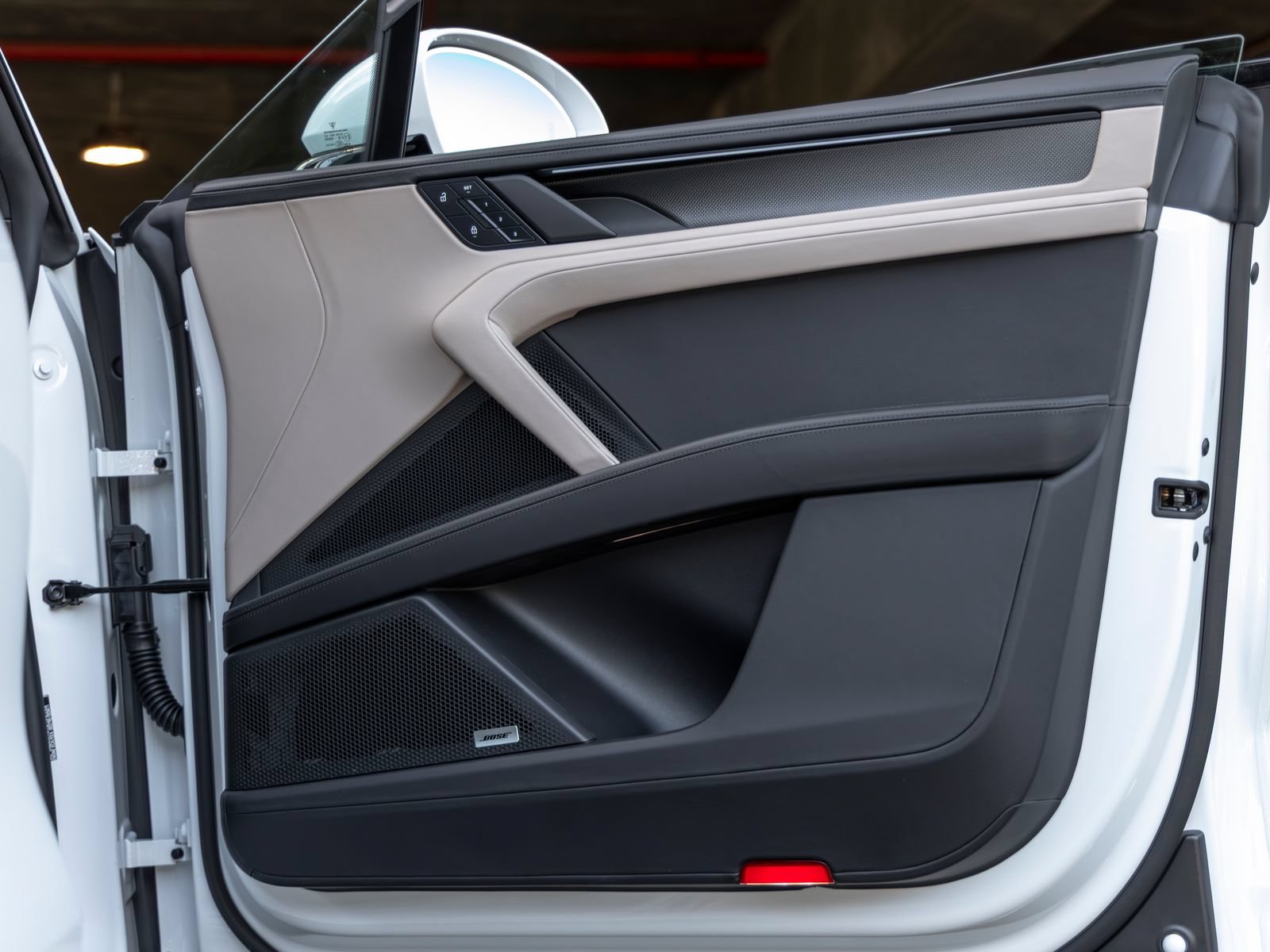 New 2026 Porsche Cayenne Turbo AWD/4WD image 54