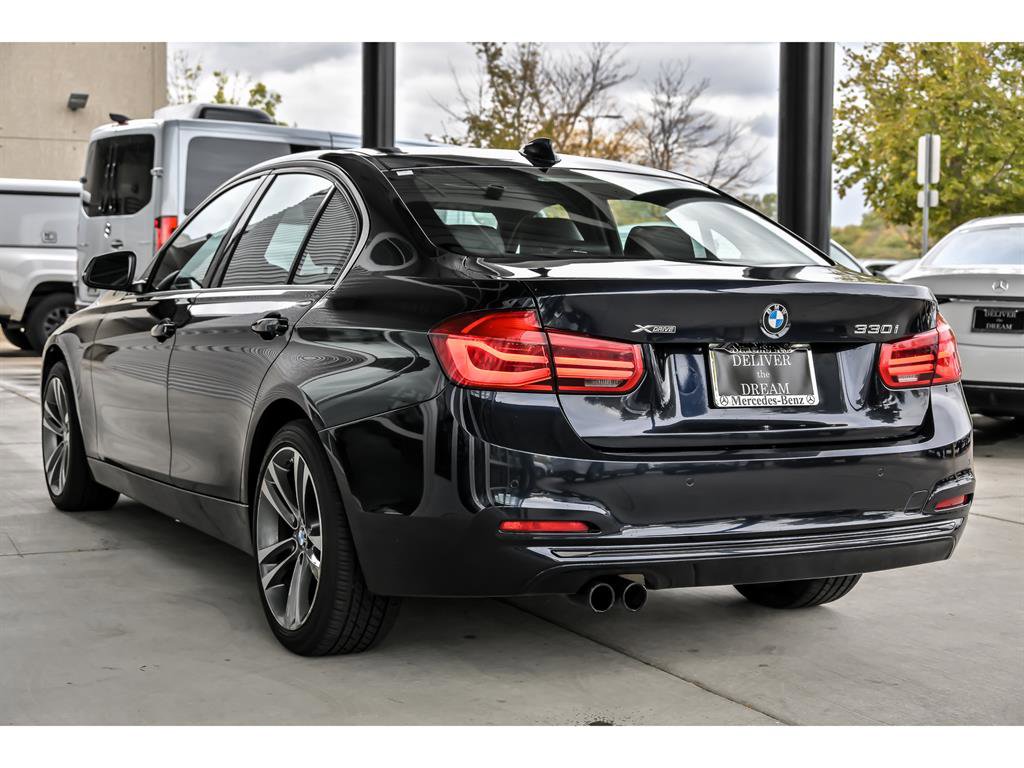 Used 2017 BMW 330i xDrive Sedan image 6