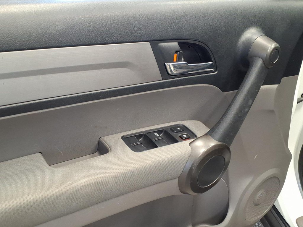 Used 2010 Honda CR-V LX image 8