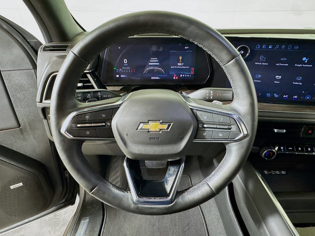 Certified 2025 Chevrolet Suburban Premier RWD image 9